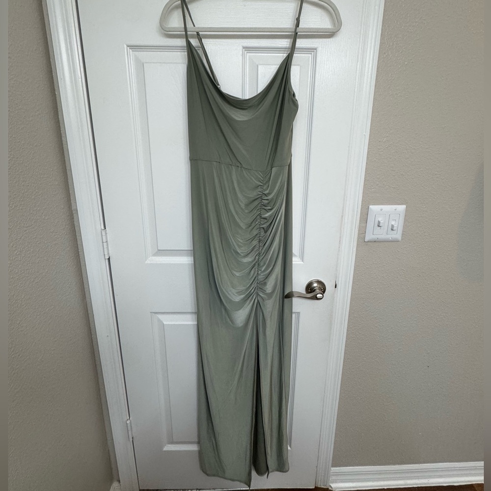 Elegant Green Maxi Dress